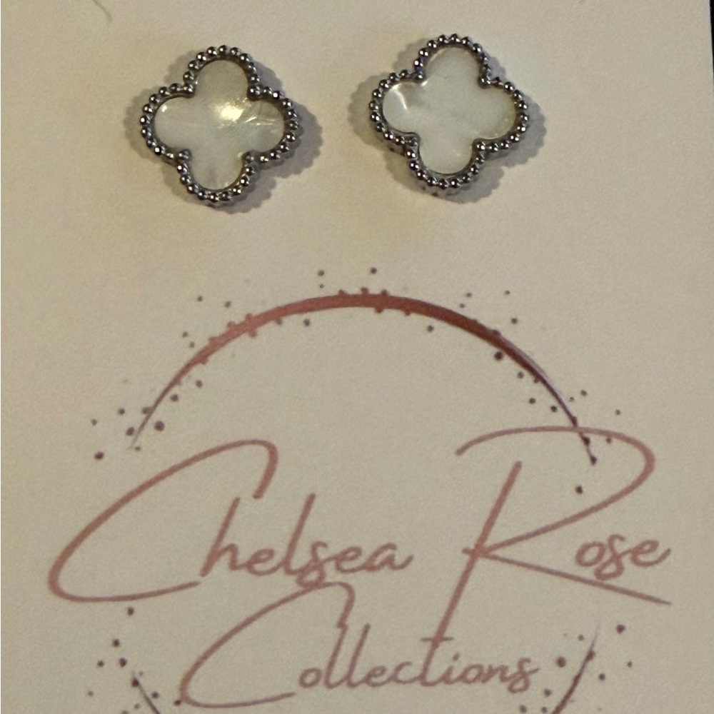Mother of Pearl Clover Studs - Picture 4 of 4